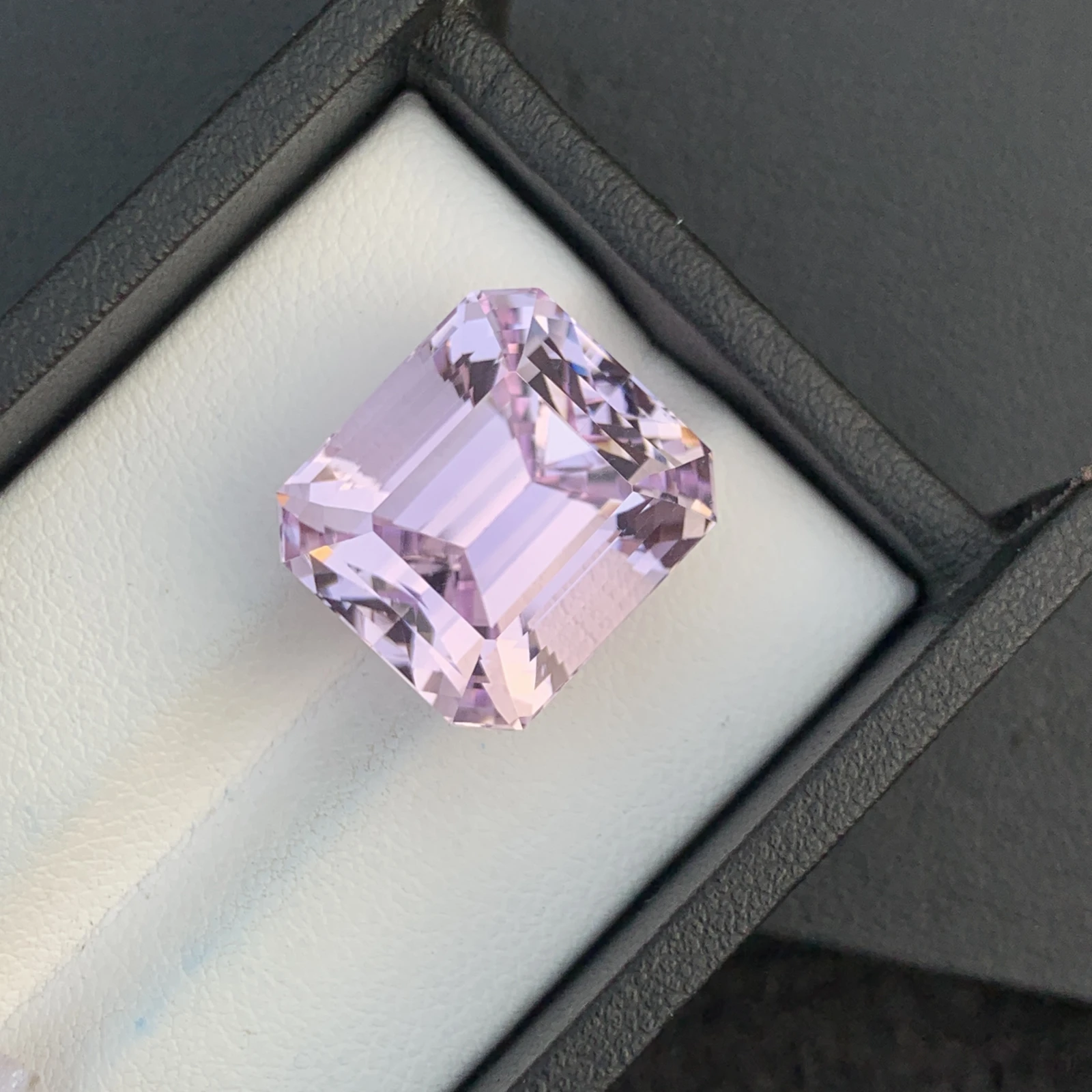 27.23ct Natural Pink Kunzite Faceted Octagon Loose Gemstone For Jewelry Making — view 5